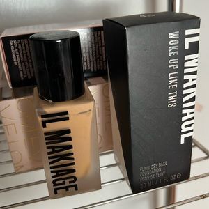 Viral Il Makiage “woke up like this” foundation shade 105